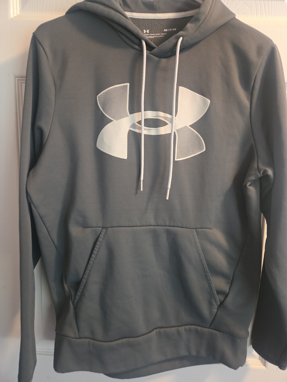 Under Armour Gray Pullover Hoodie Loose Fit Size S - Used